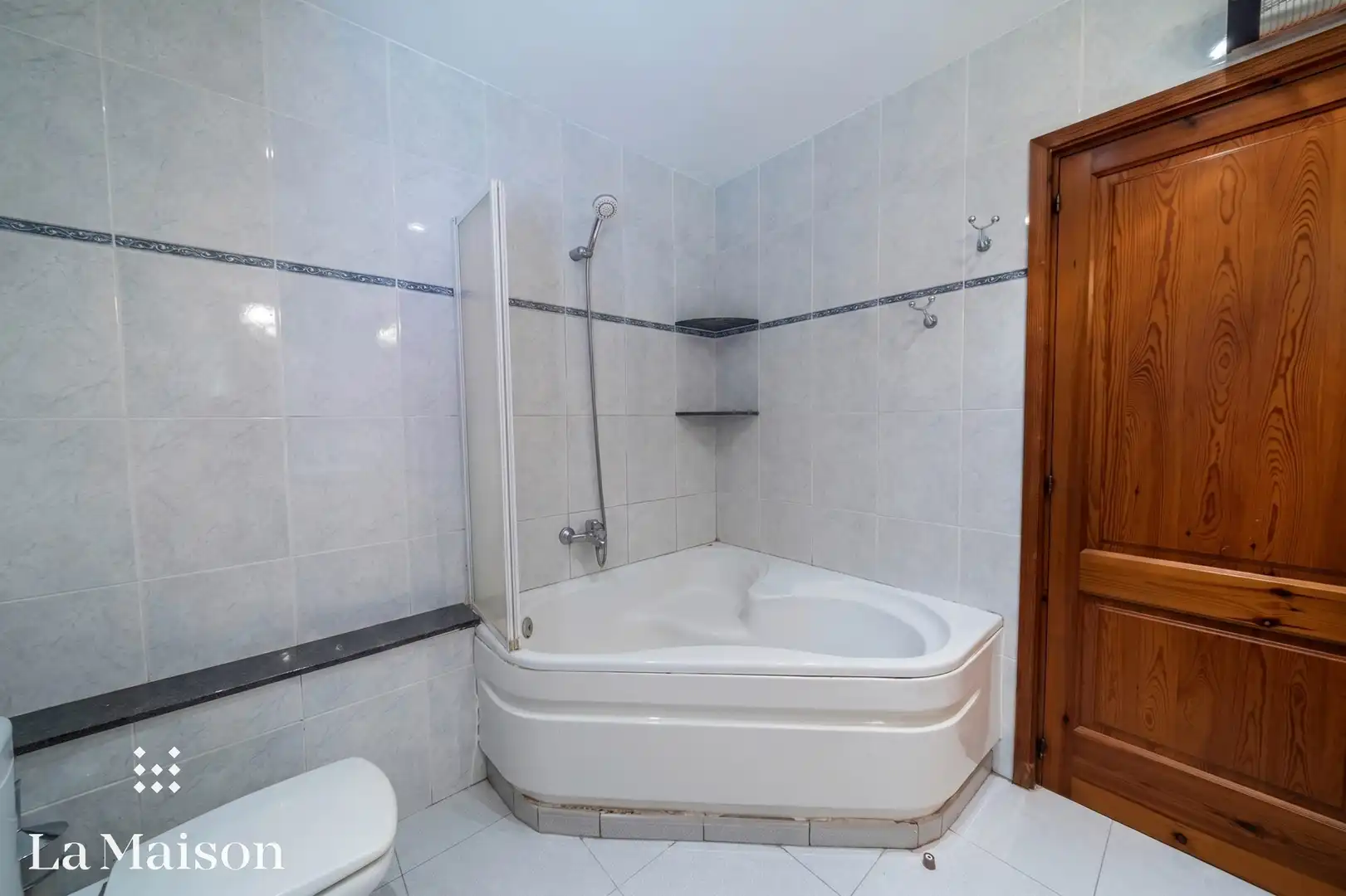 Bany de Casa o xalet en venda en Arenys de Mar amb Jardí privat, Terrassa i Traster