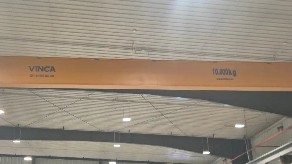Fabrikhallen zur Miete in Cerdanyola del Vallès mit Heizung und Alarm