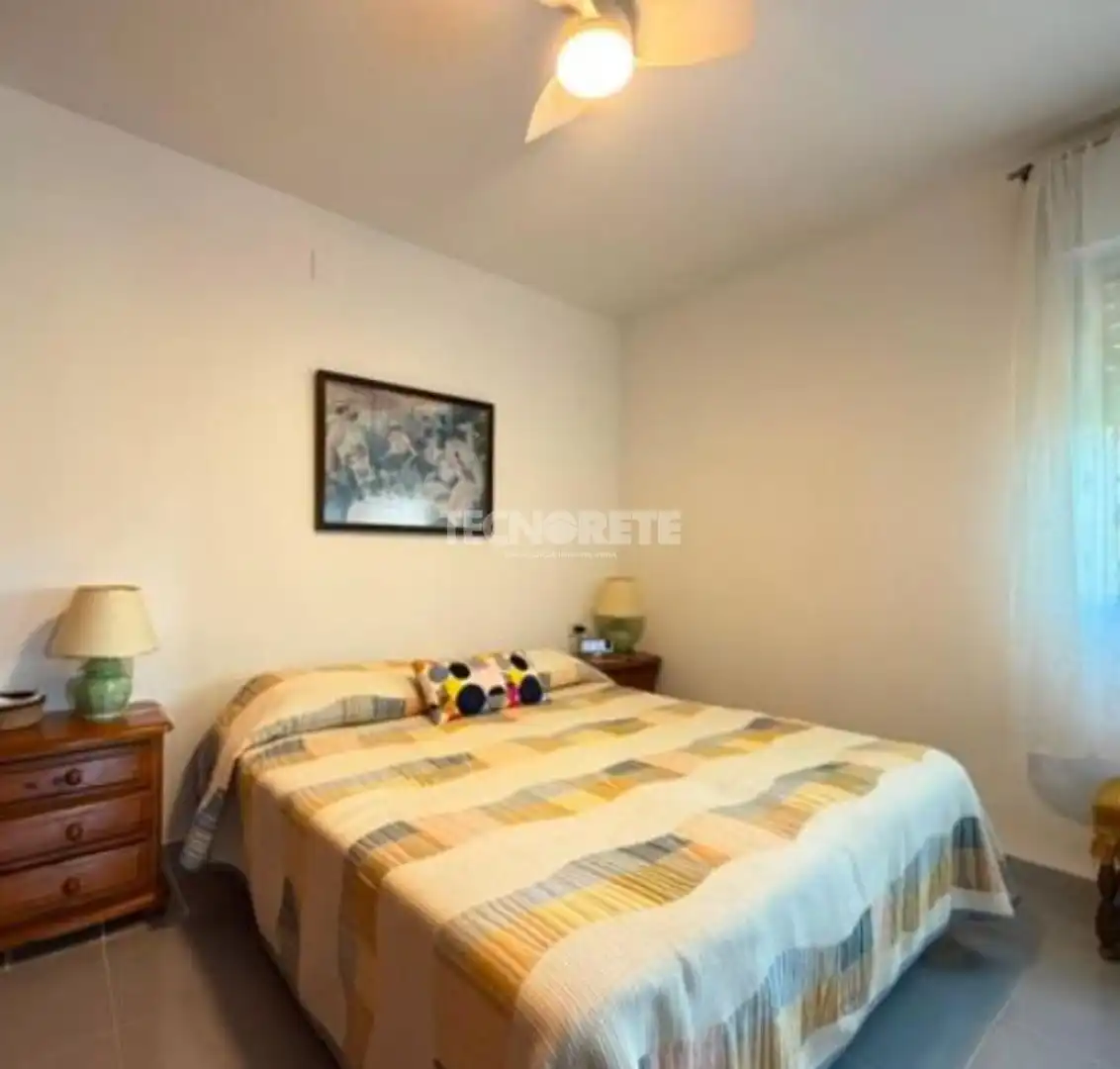 Bedroom of Houses for sale in Lillo  with Air Conditioner and Heating