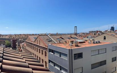 Vista exterior de Dúplex en venda en Mataró amb Terrassa