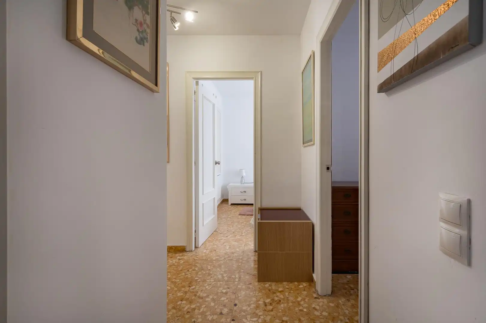 Flat for sale in Albal  with Balcony