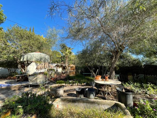 Casa-chalet en Venta en Villamartín - Las Filipinas