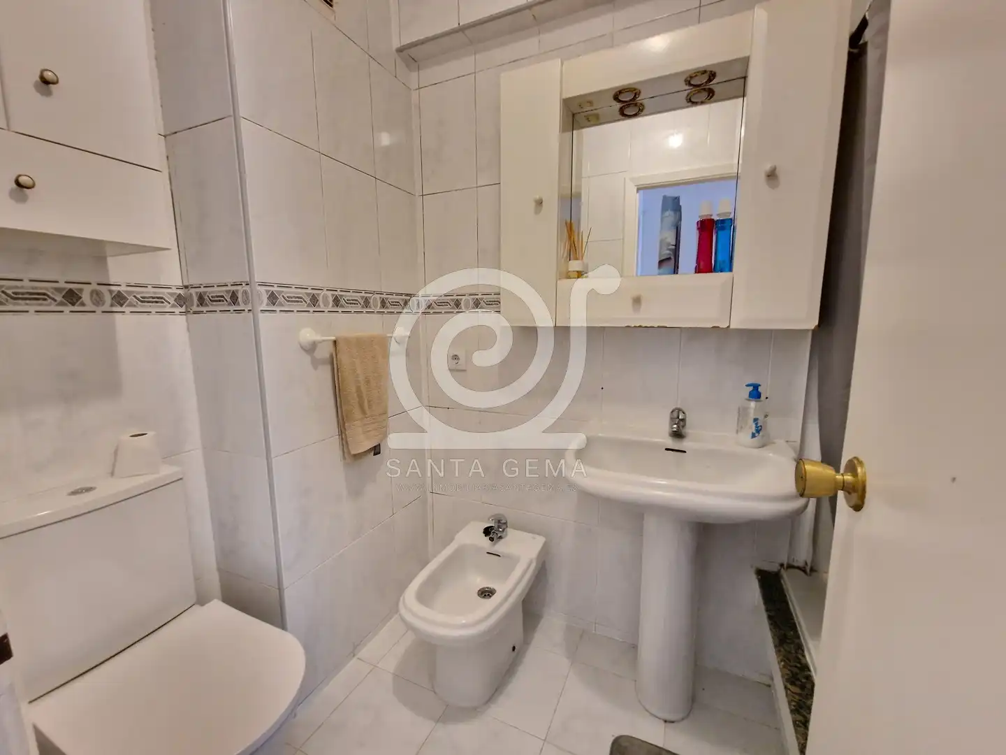 Bathroom of Flat for sale in Culleredo