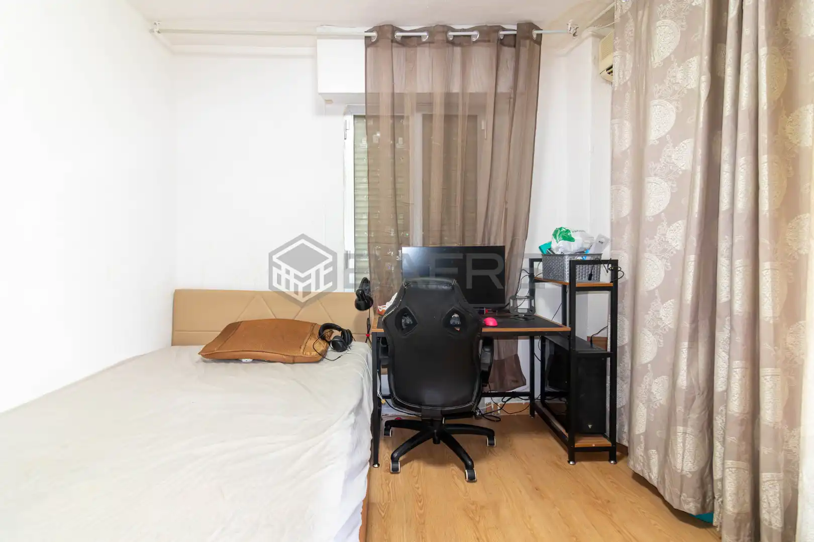 Bedroom of Flat for sale in Madrid  with Heating, Parquet flooring and Terrace