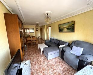 Sala d'estar de Pis en venda en Benidorm amb Aire condicionat, Terrassa i Moblat