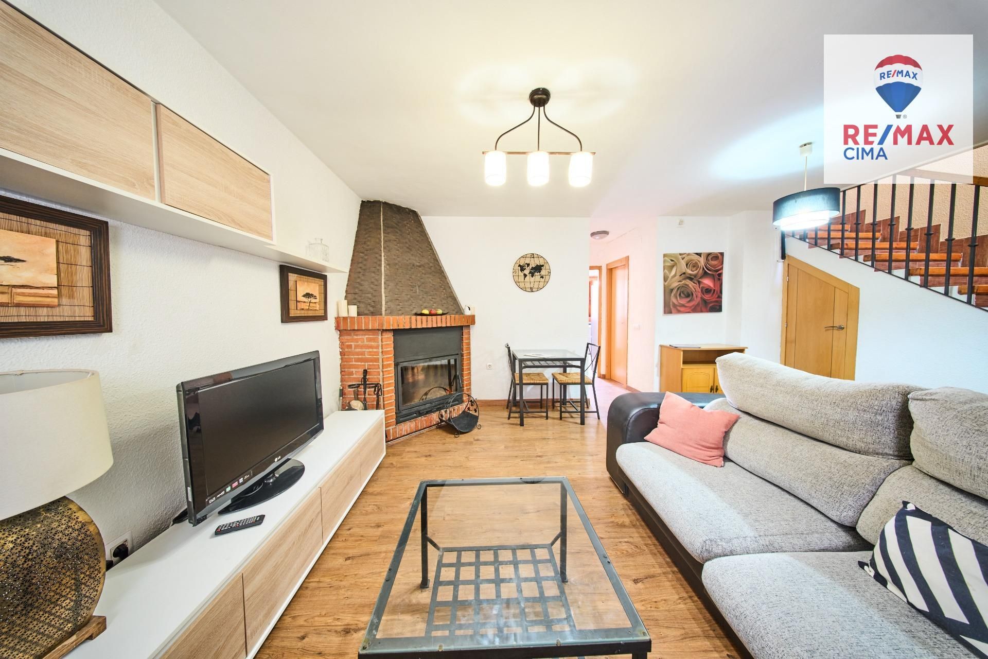 Living room of Single-family semi-detached for sale in Vegas del Genil  with Air Conditioner and Terrace