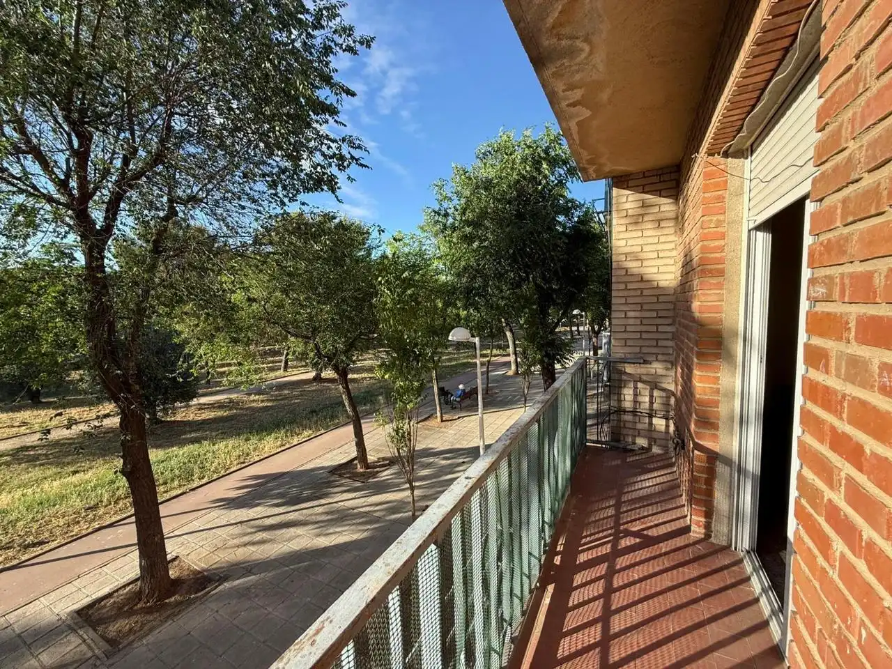 Vista exterior de Piso en venta en Toledo con Terraza y Balcón