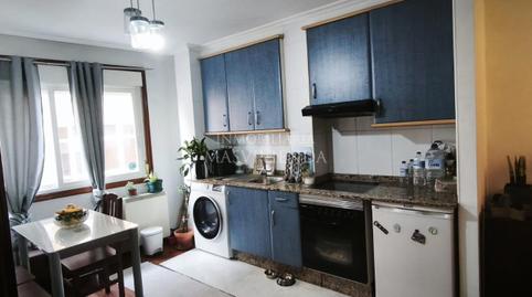 Foto 2 de Piso en venta en Chile, Camelias - Pi y Margall, Vigo