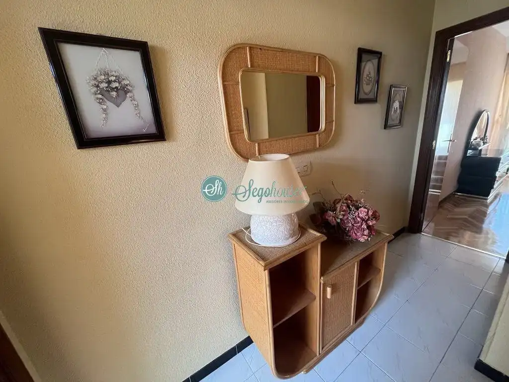 Bedroom of Flat for sale in Segovia  with Heating, Parquet flooring and Terrace
