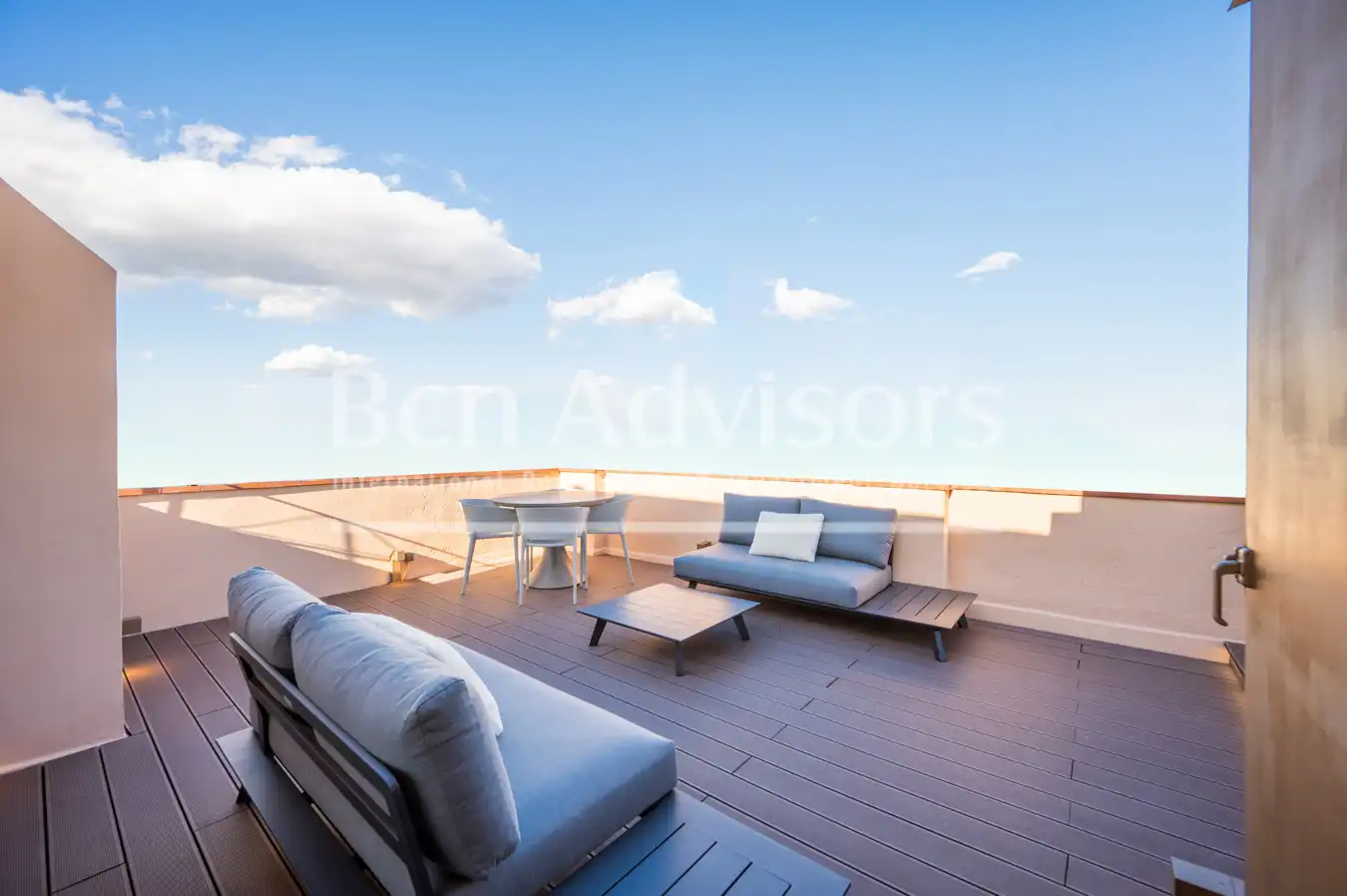Terrasse von Dachboden zum Verkauf in Barcelona mit Klimaanlage, Heizung und Terrasse