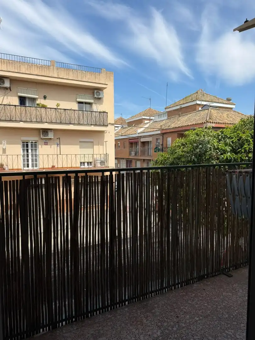 Vista exterior de Pis en venda en La Rinconada