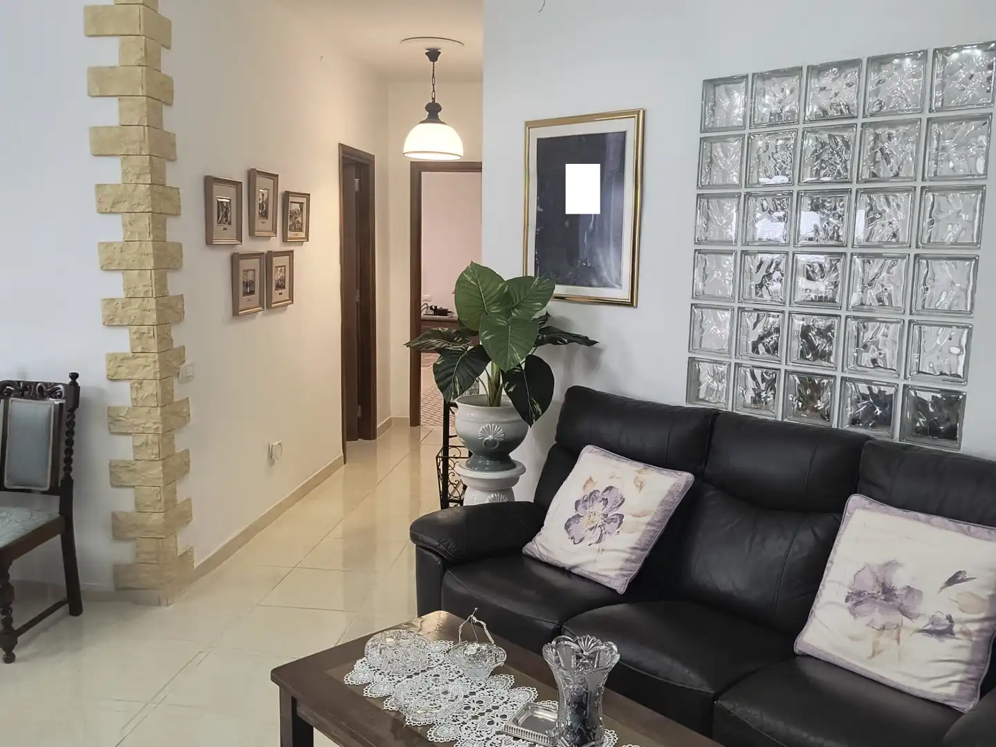 Sala d'estar de Casa o xalet en venda en Buenavista del Norte amb Jardí privat, Terrassa i Forn