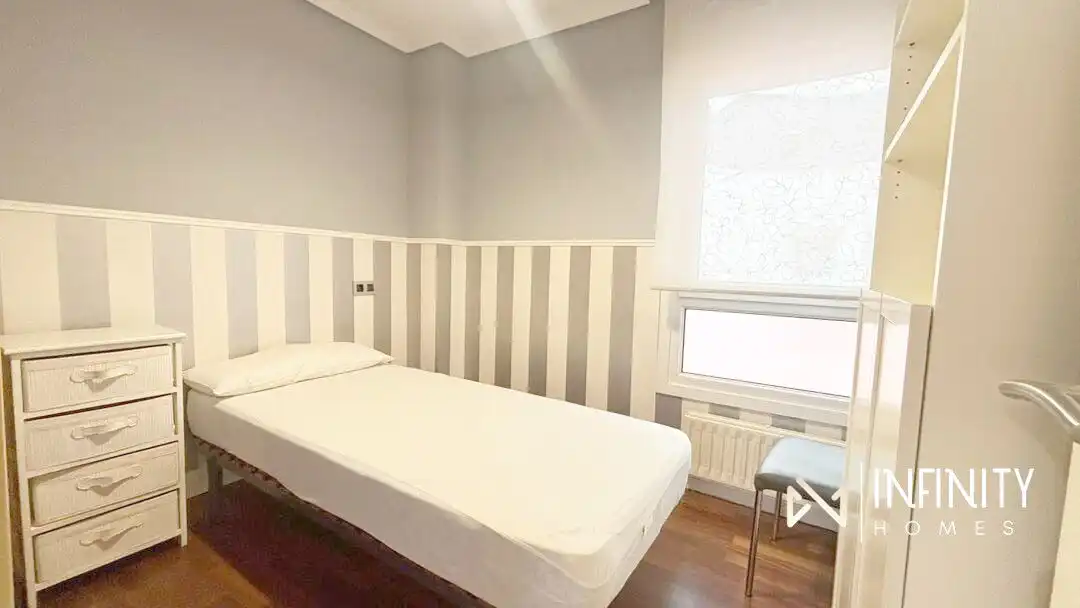 Habitación de Piso de alquiler en Bilbao  con Calefacción