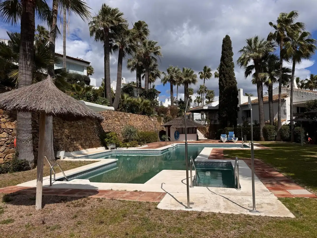 Jardí de Casa adosada en venda en Manilva amb Terrassa i Piscina