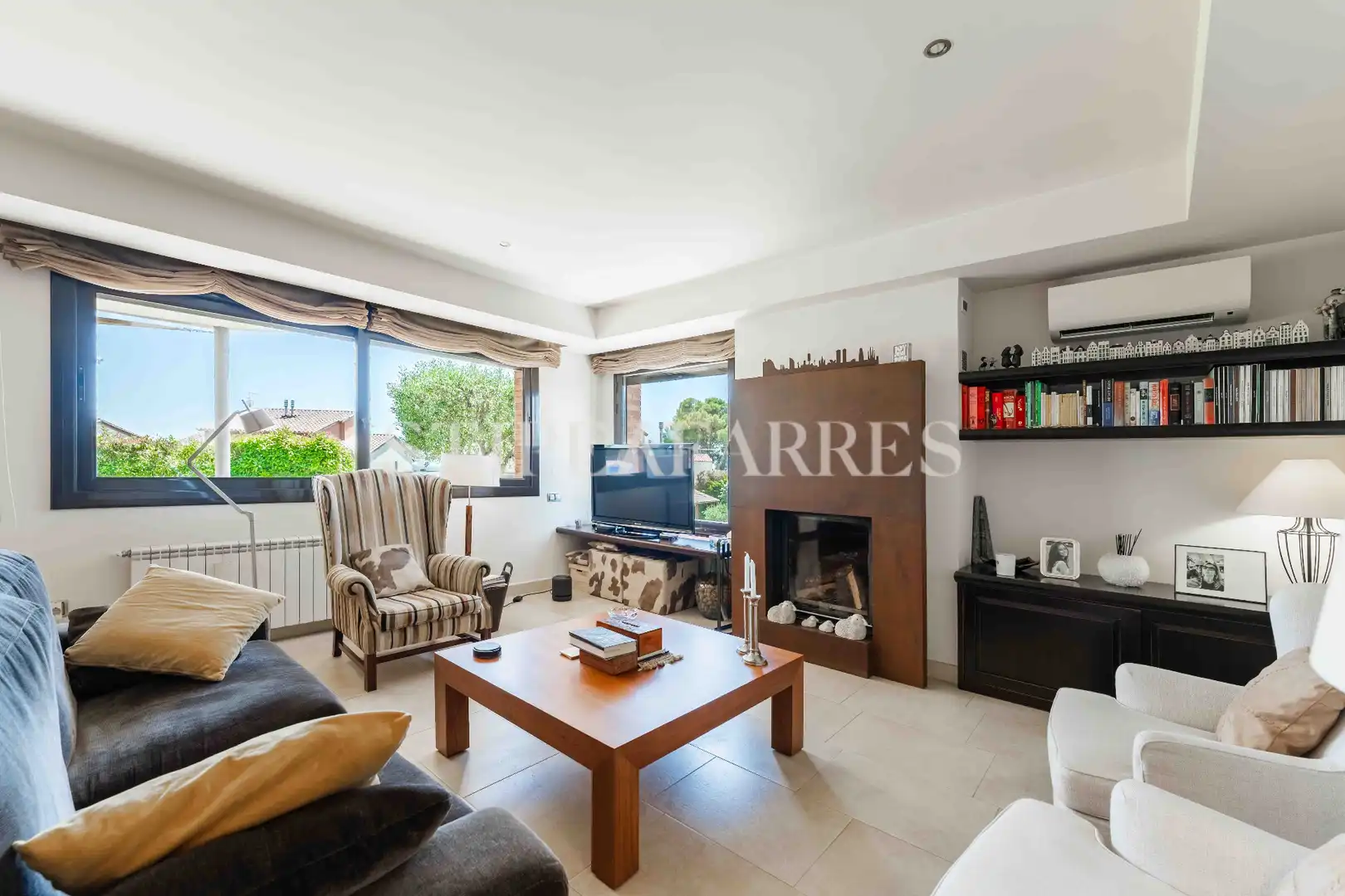 Sala de estar de Casa o chalet en venta en La Garriga con Aire acondicionado, Calefacción y Jardín privado