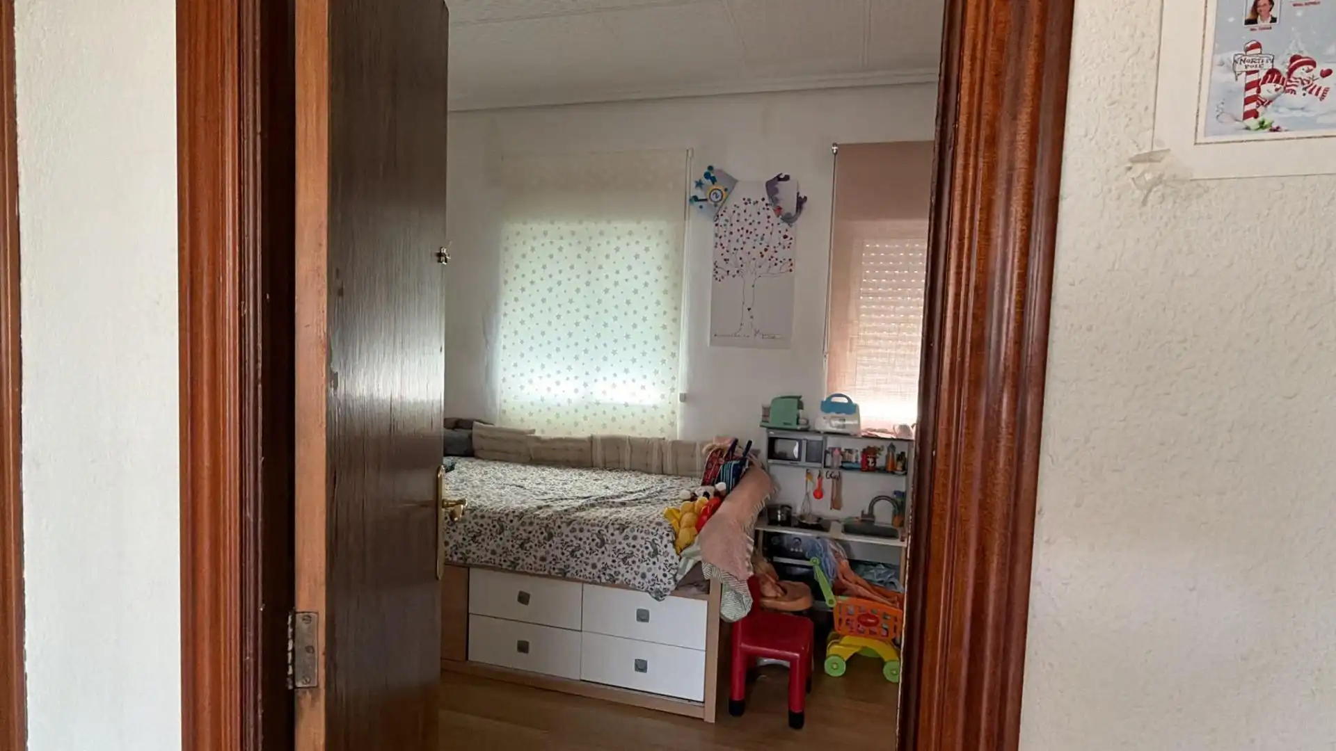 Flat for sale in Calle  Bo. de la Luz, imagen 2