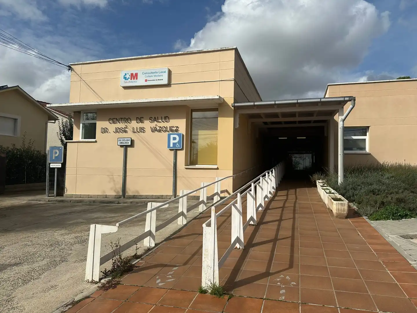 Exterior view of Detached homes for sale in Collado Mediano  with Heating, Private garden and Terrace