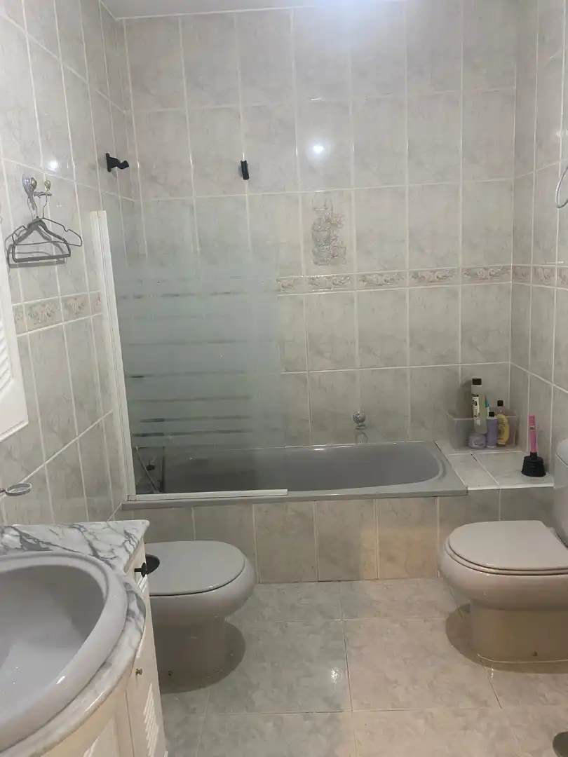 Bany de Dúplex en venda en Don Benito amb Aire condicionat, Calefacció i Terrassa