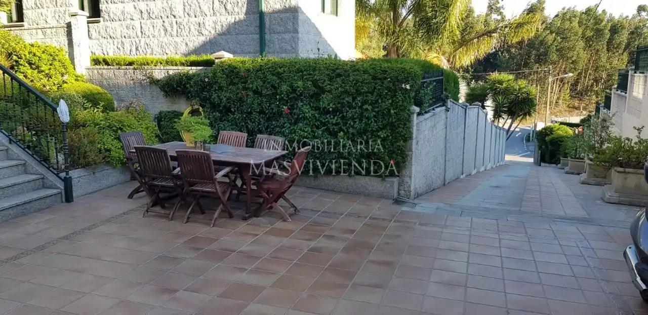 Jardí de Casa o xalet en venda en Poio amb Terrassa i Piscina