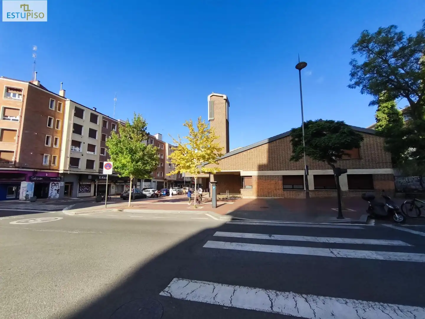 Vista exterior de Piso en venta en Vitoria - Gasteiz con Calefacción, Parquet y Terraza