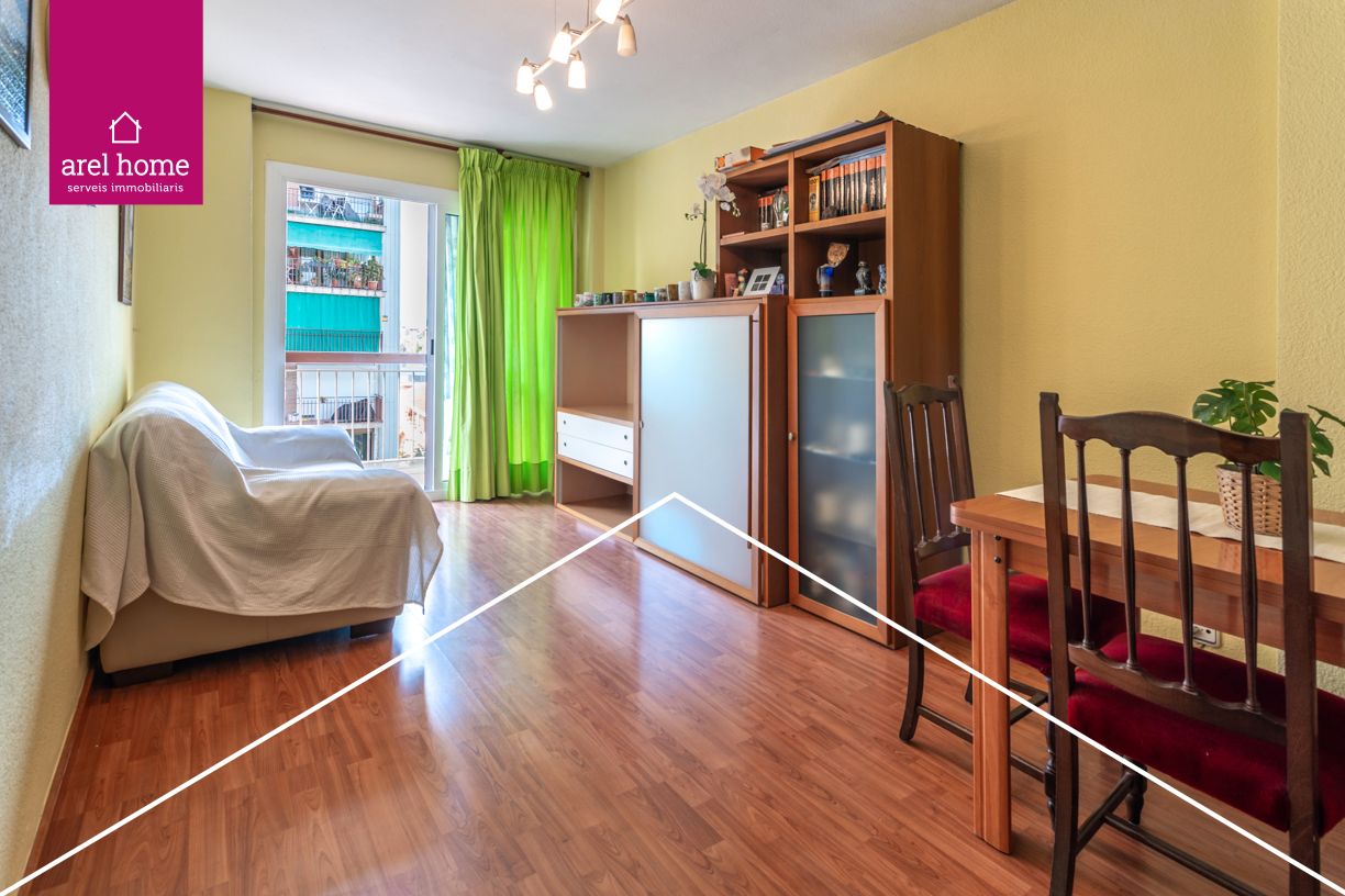 Bedroom of Flat for sale in L'Hospitalet de Llobregat  with Parquet flooring and Balcony