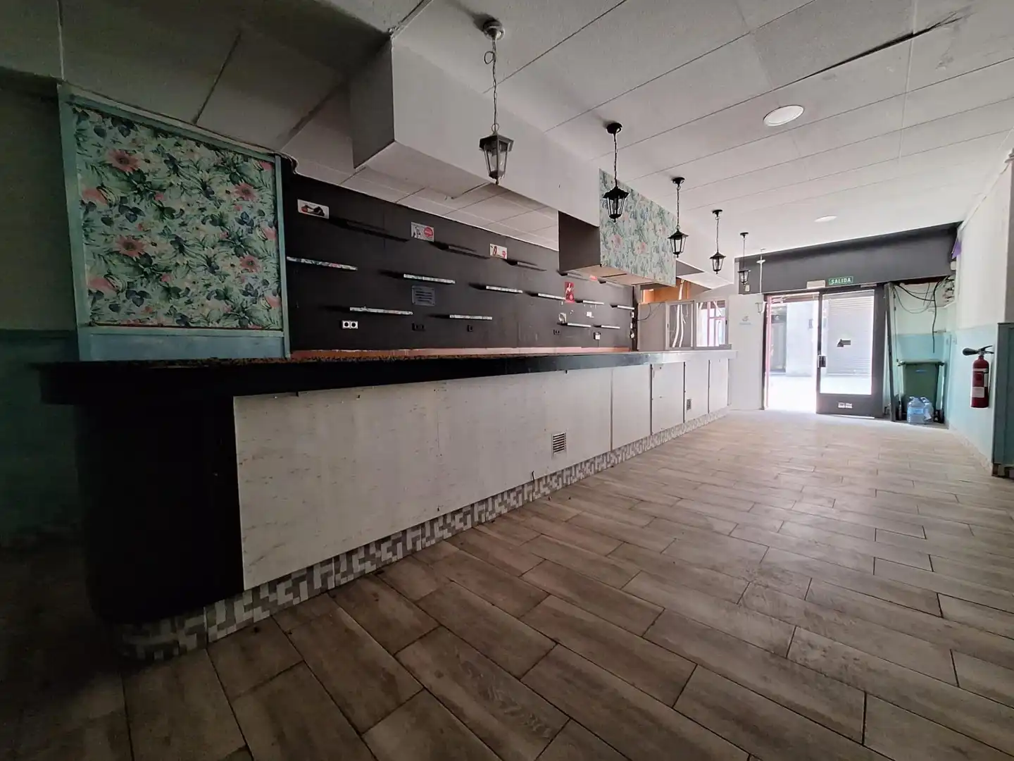 Local comercial de lloguer a Centre - Eixample – Can Llobet, imagen 5