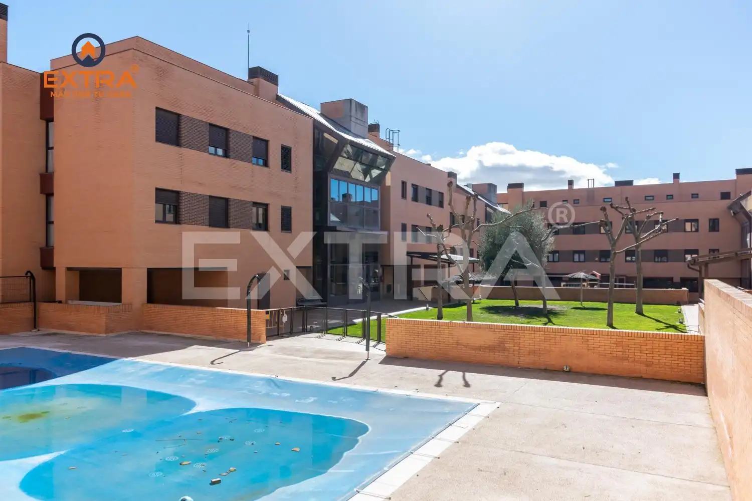 Vista exterior de Ático en venta en Las Rozas de Madrid con Calefacción, Jardín privado y Terraza