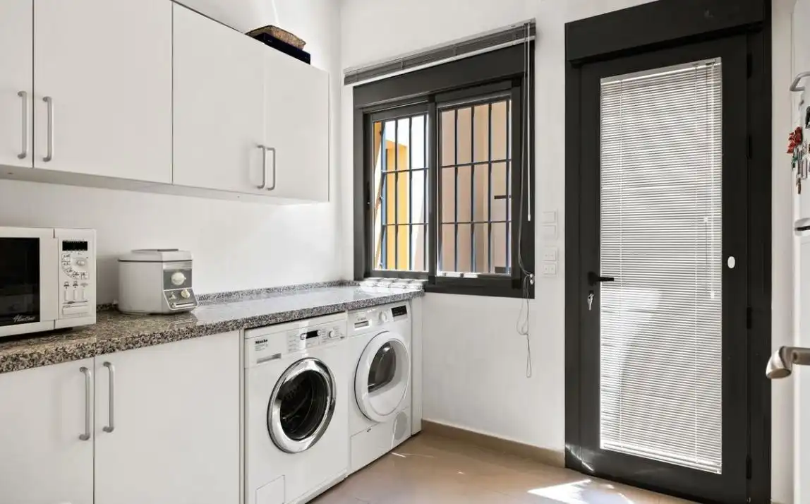 Detached house with pool for sale in Calle Valencia, imagen 40