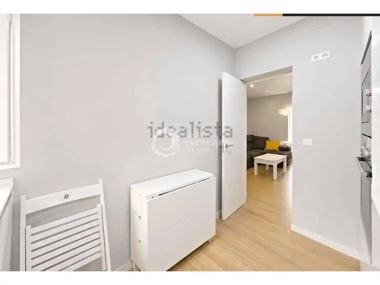 Habitación de Piso en venta en Cádiz con Terraza y Alarma