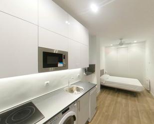Kitchen of Flat to rent in  Madrid Capital  with Heating, Furnished and Washing machine