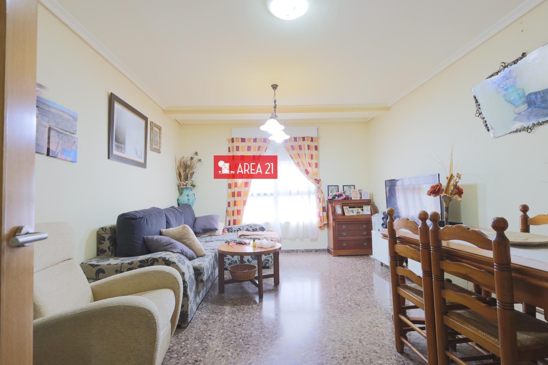 Living room of Flat for sale in Llíria  with Storage room and Balcony