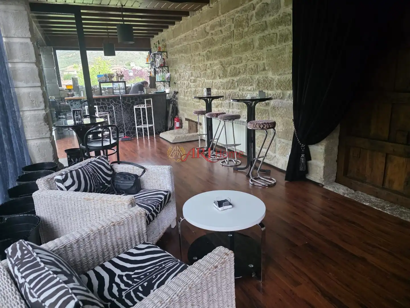 Terrace of Buildings for sale in Quintanilla San García