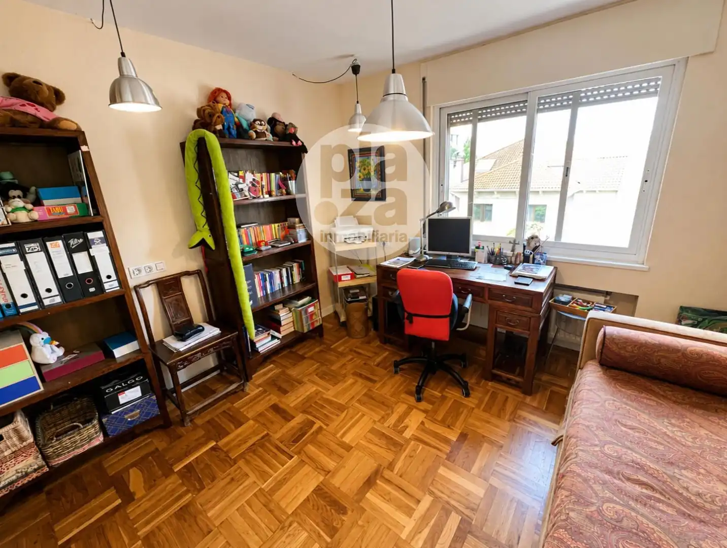 Schlafzimmer von Maisonette zum Verkauf in Burgos mit Heizung, Terrasse und Abstellraum