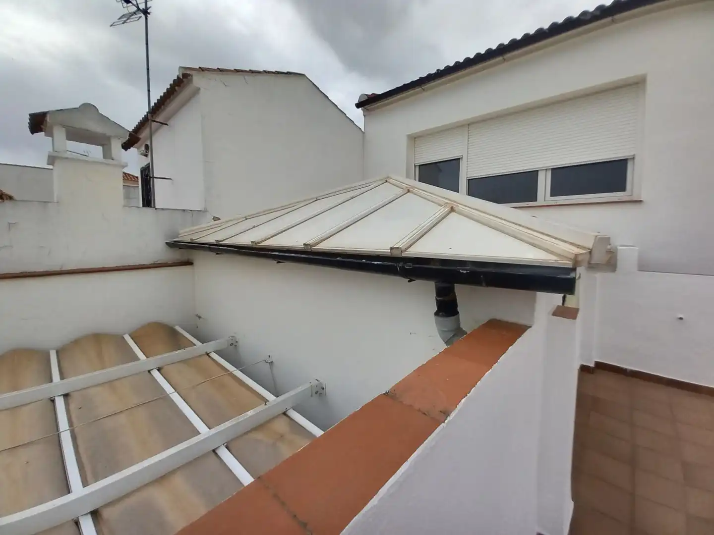 Außenansicht von Haus oder Chalet zum Verkauf in Ronda mit Klimaanlage, Heizung und Terrasse