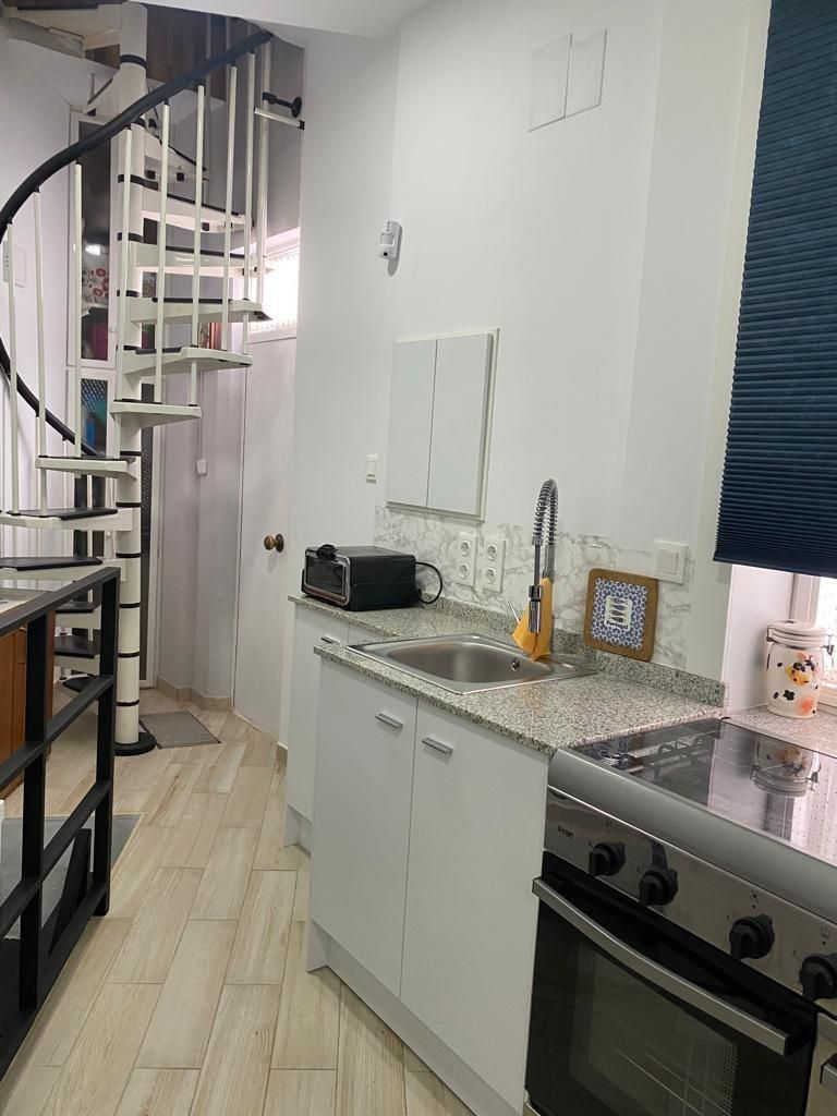 Kitchen of Single-family semi-detached for sale in Lora del Río  with Air Conditioner and Terrace