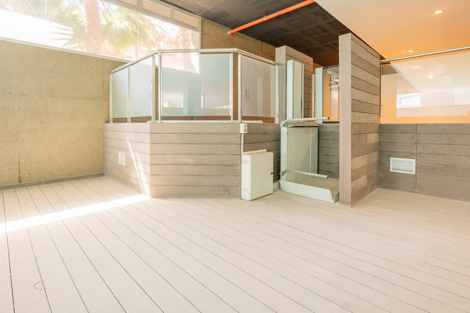 Terraza de Piso en venta en Las Palmas de Gran Canaria con Trastero, Piscina y Amueblado