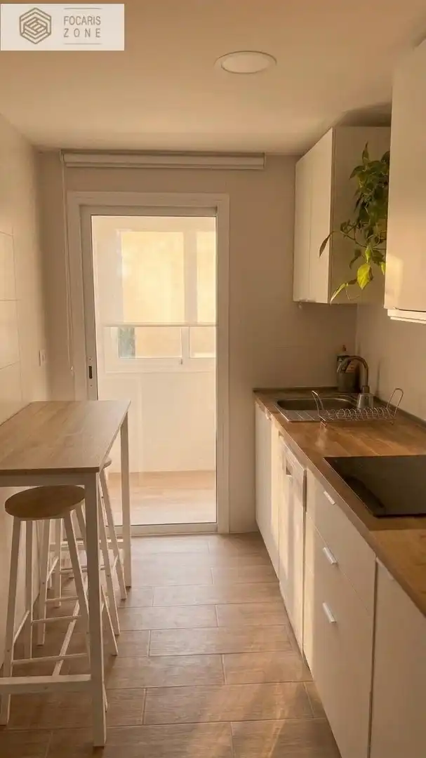 Kitchen of Flat for share in Málaga  with Terrace, Furnished and Balcony