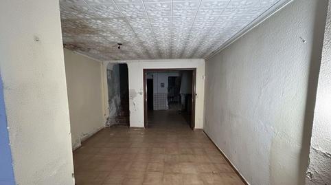 Foto 3 de Casa adosada en venda a Alquenència - Venècia, Alzira