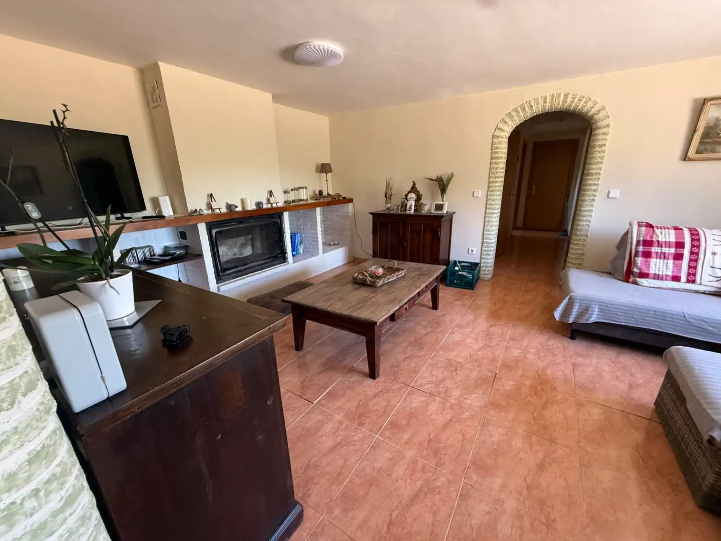 Sala de estar de Casa o chalet en venta en Alcover con Parquet, Terraza y Piscina