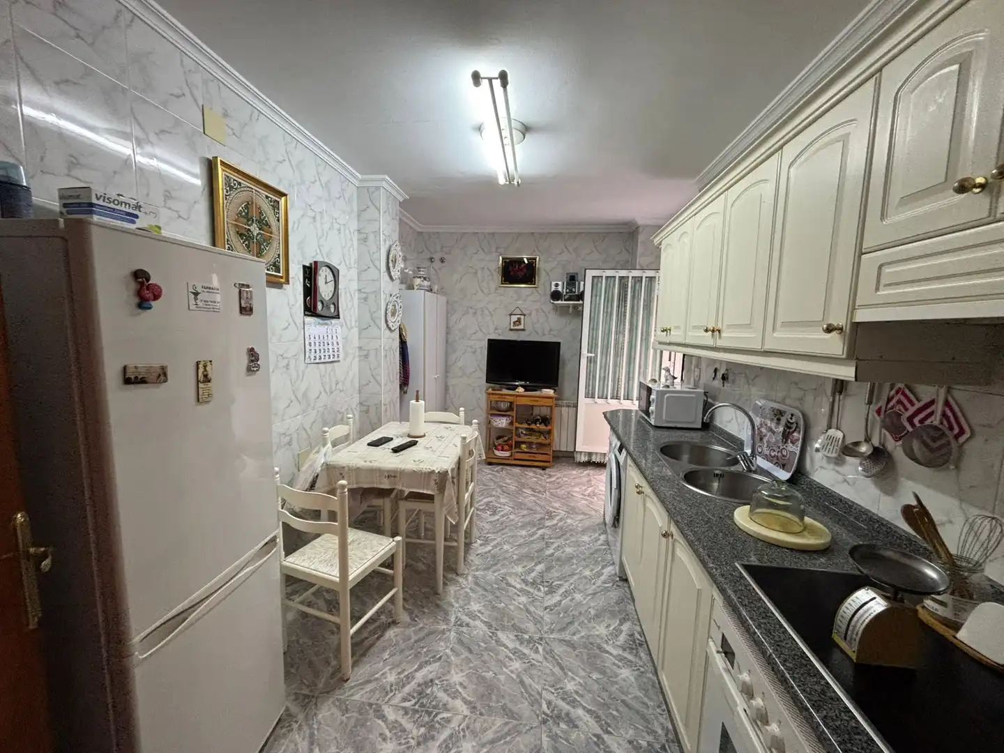 Piso con balcón en venta en Calle San Francisco 63, imagen 3