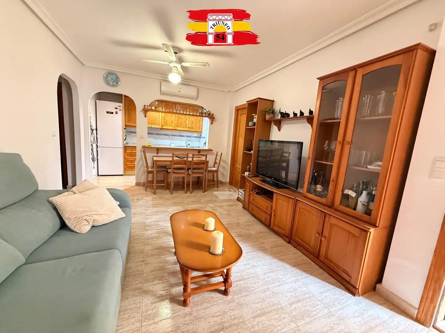 Sala de estar de Planta baja en venta en Pilar de la Horadada con Aire acondicionado, Jardín privado y Trastero