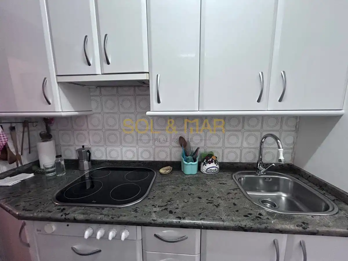 Cocina de Piso en venta en Torremolinos con Calefacción, Terraza y Amueblado