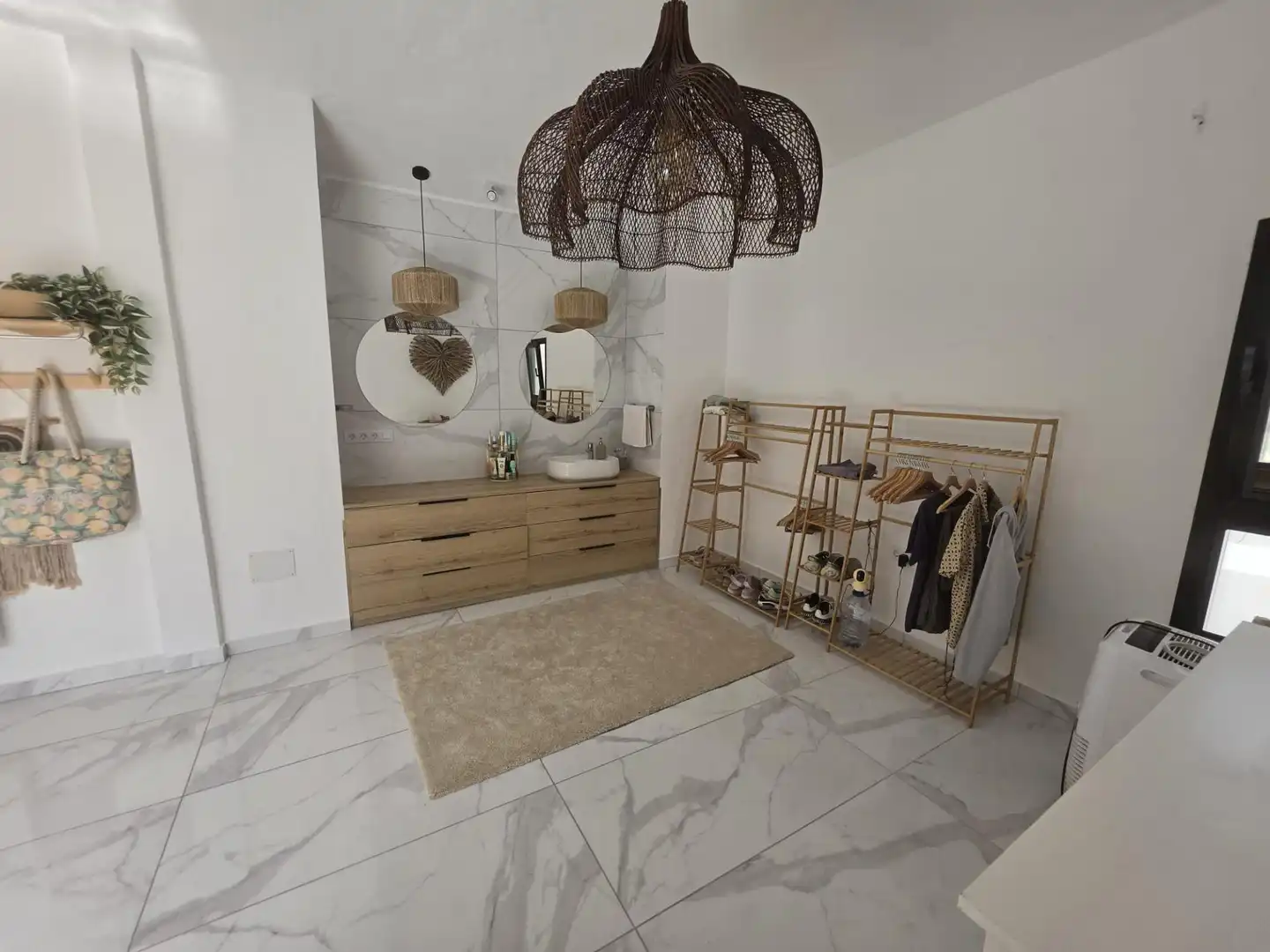 Bany de Casa o xalet en venda en La Oliva amb Jardí privat, Terrassa i Traster