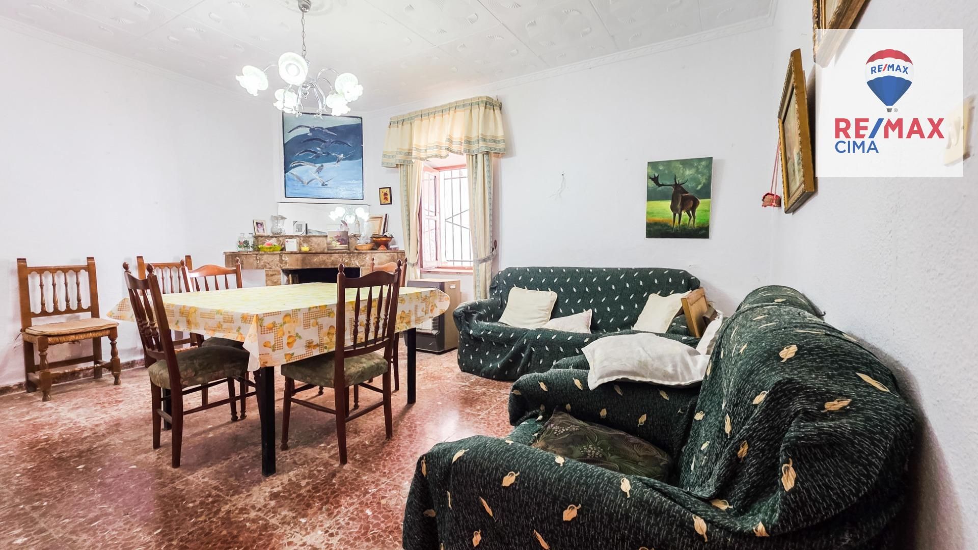 Living room of Country house for sale in Benamaurel  with Storage room