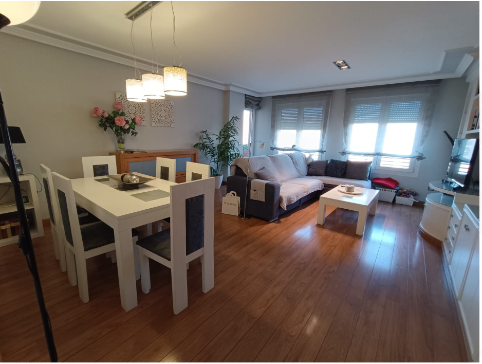 Living room of Flat for sale in  Zaragoza Capital  with Air Conditioner, Heating and Terrace