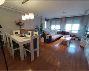 Living room of Flat for sale in  Zaragoza Capital  with Air Conditioner, Heating and Terrace