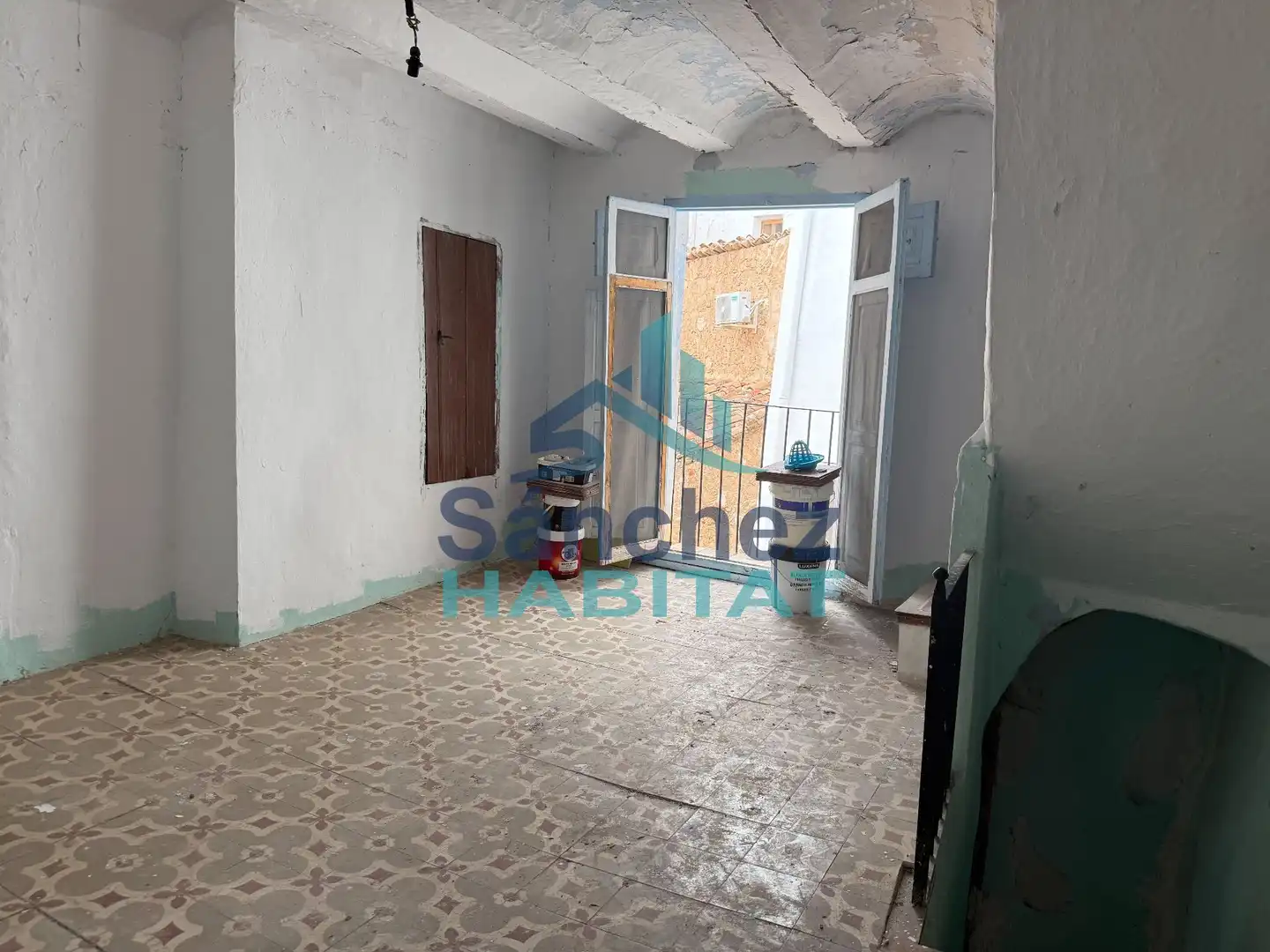 Finca rústica en venda en Chelva amb Jardí privat, Terrassa i Traster