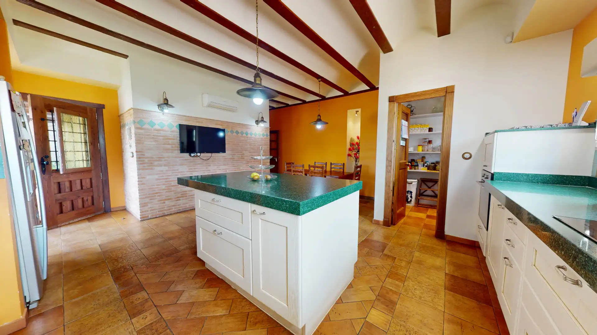 Cocina de Casa o chalet en venta en Monóvar  / Monòver con Aire acondicionado, Calefacción y Jardín privado