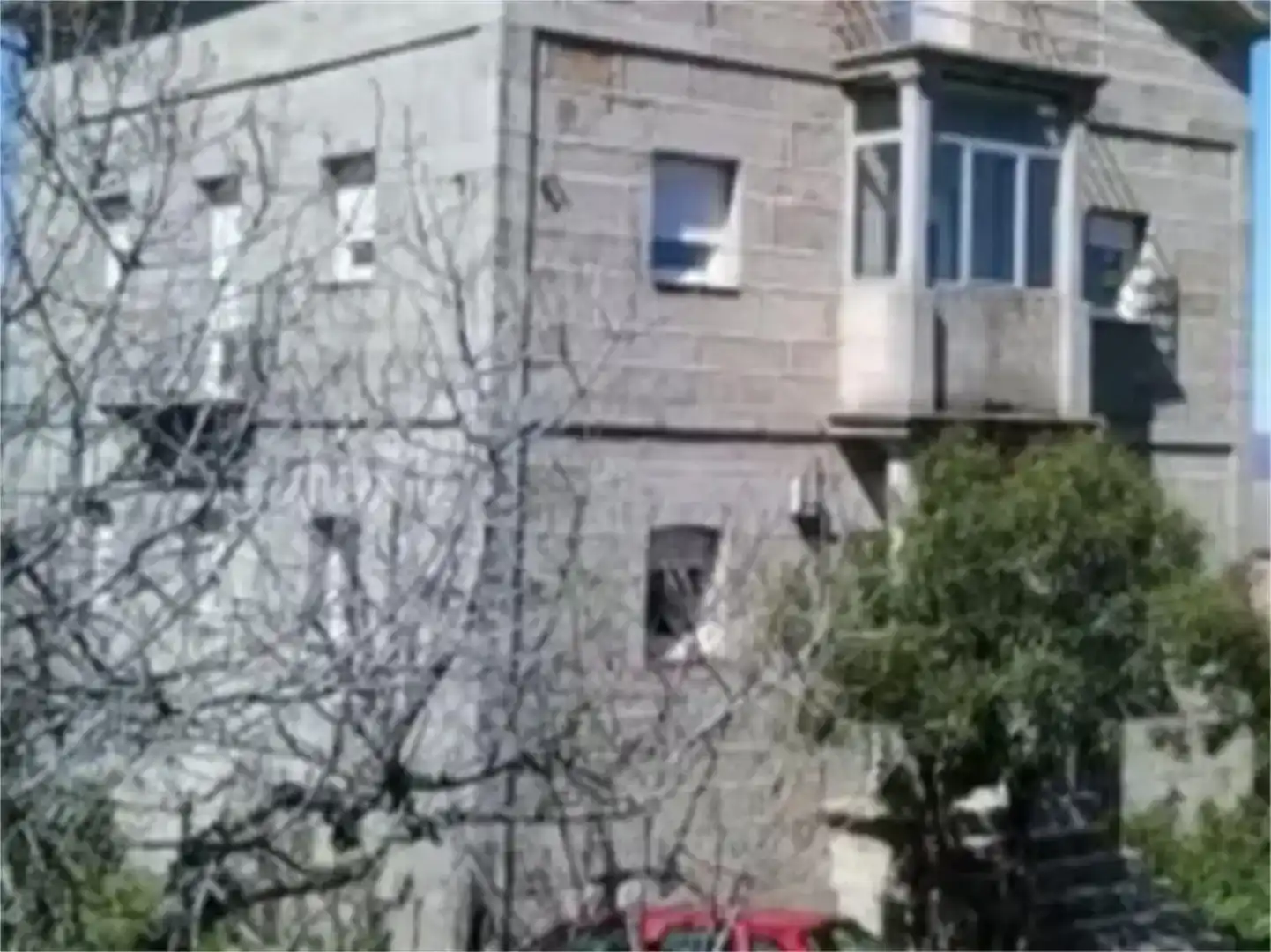 Vista exterior de Casa o xalet en venda en Pinedas amb Jardí privat, Piscina i Moblat
