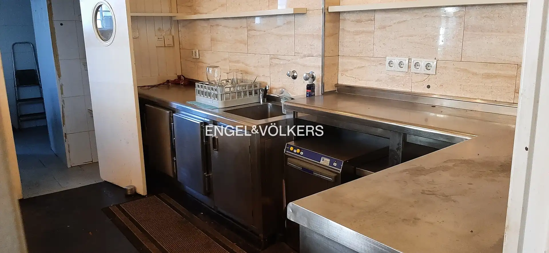 Business premises for sale in Centre - Eixample – Can Llobet, imagen 12